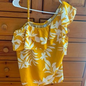 Women’s Old Navy summer top